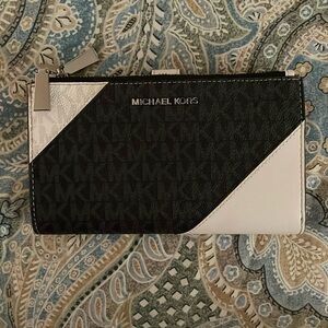 Michael Kors Adele black & white Monogram Smartphone Wallet.